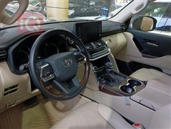 تۆیۆتا لاند کروزەر